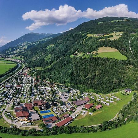 Chalet - Direkt am 5 Sterne Campingplatz Aufenfeld im Zillertal mit Hallenbad und Sauna Aschau Im Zillertal Exterior foto